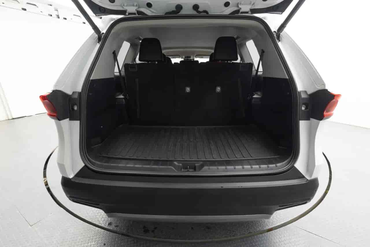 TOYOTA Grand Highlander - 7