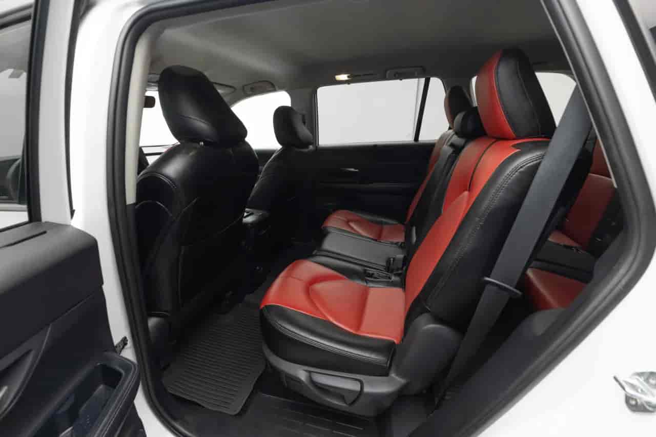 TOYOTA Grand Highlander - 8