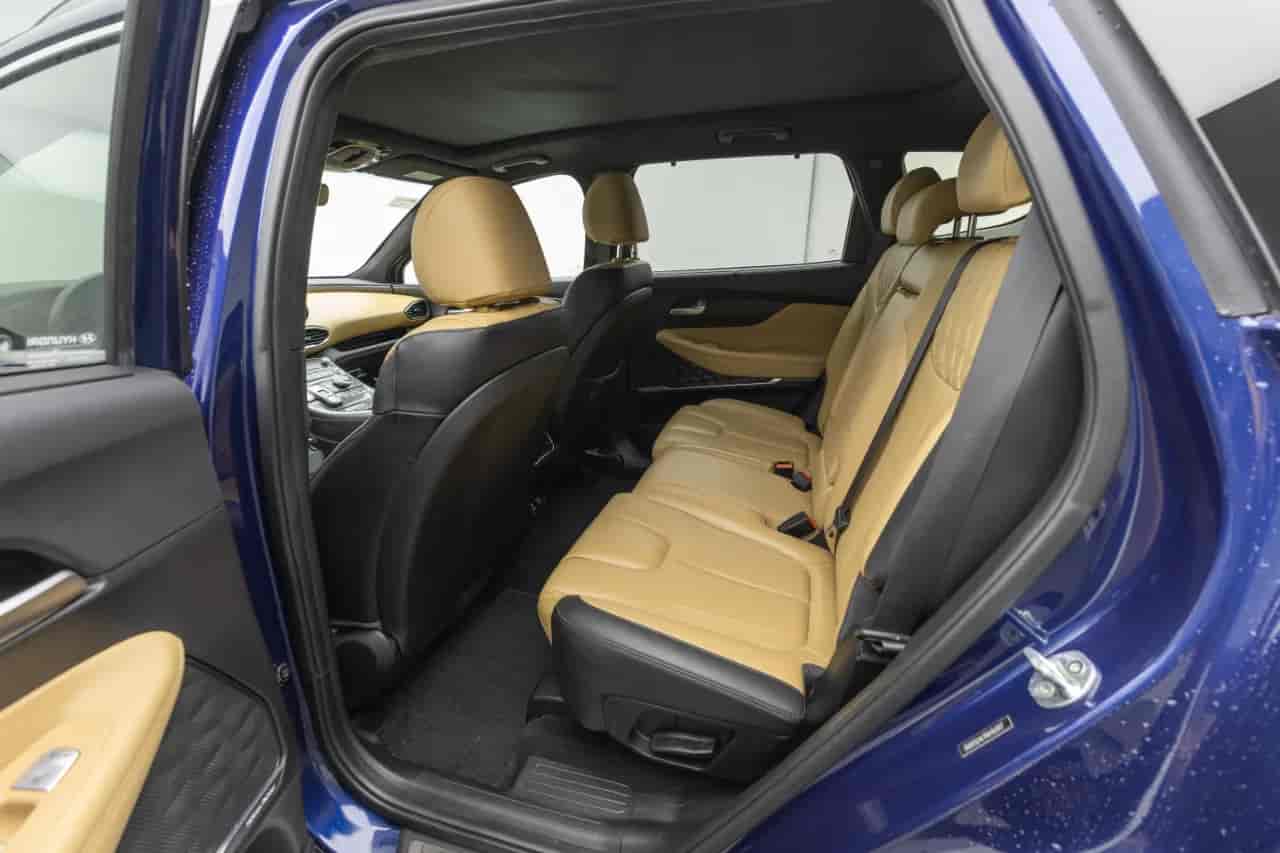 HYUNDAI Santa Fe - 8
