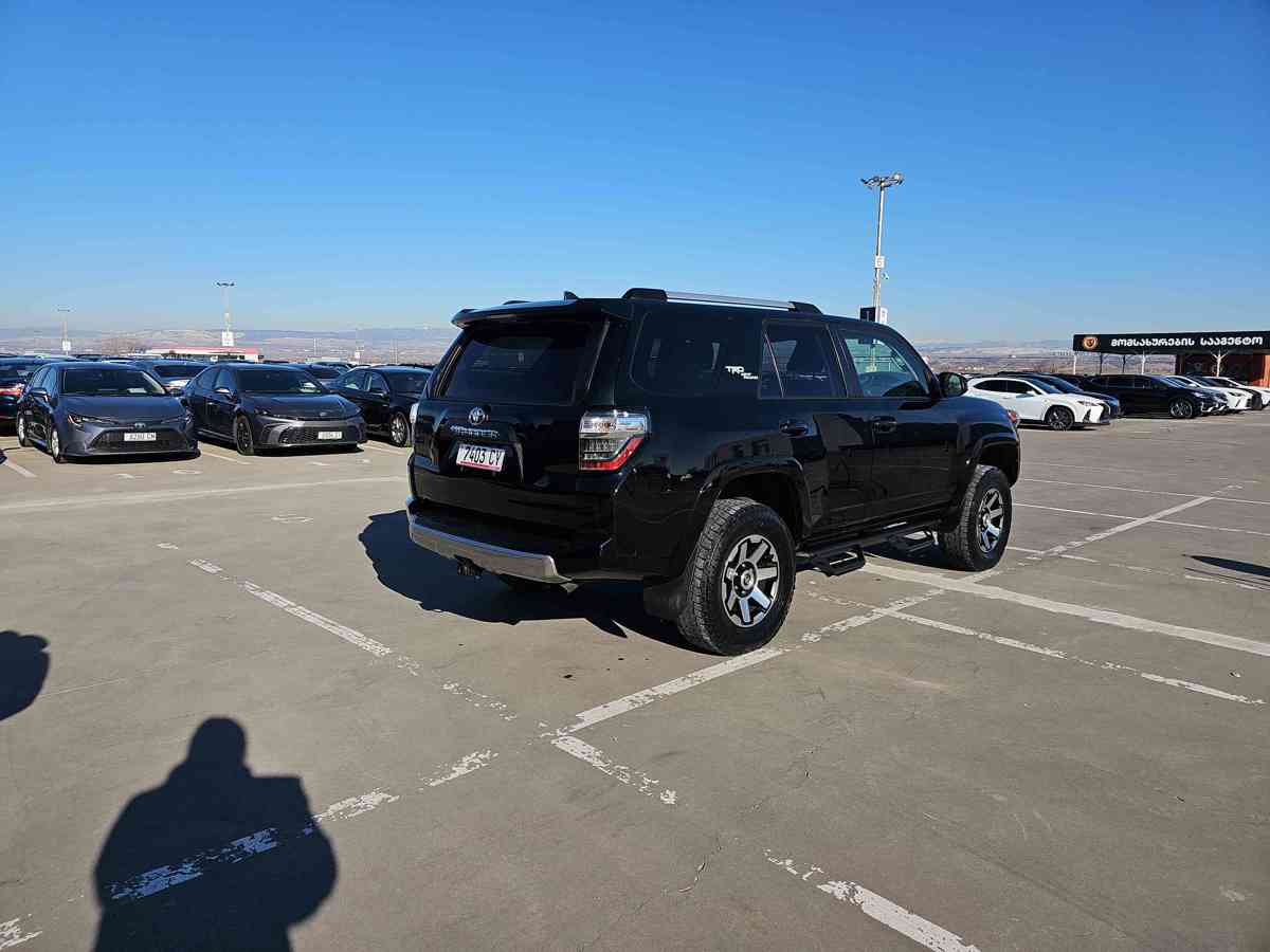 TOYOTA 4Runner - 4