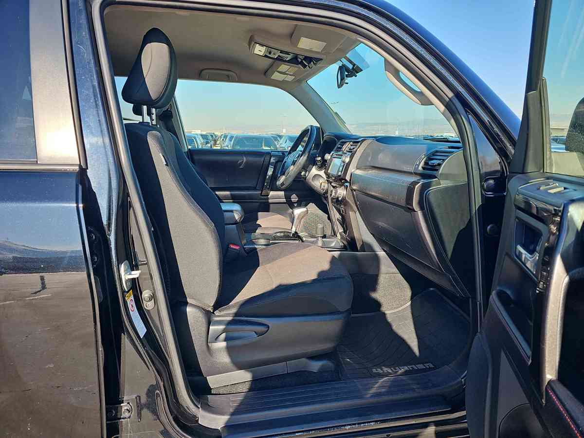 TOYOTA 4Runner - 10