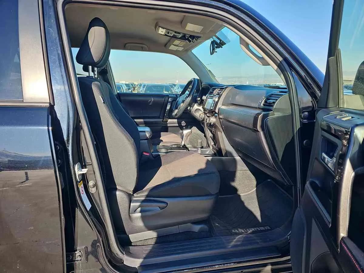 TOYOTA 4-Runner - 10