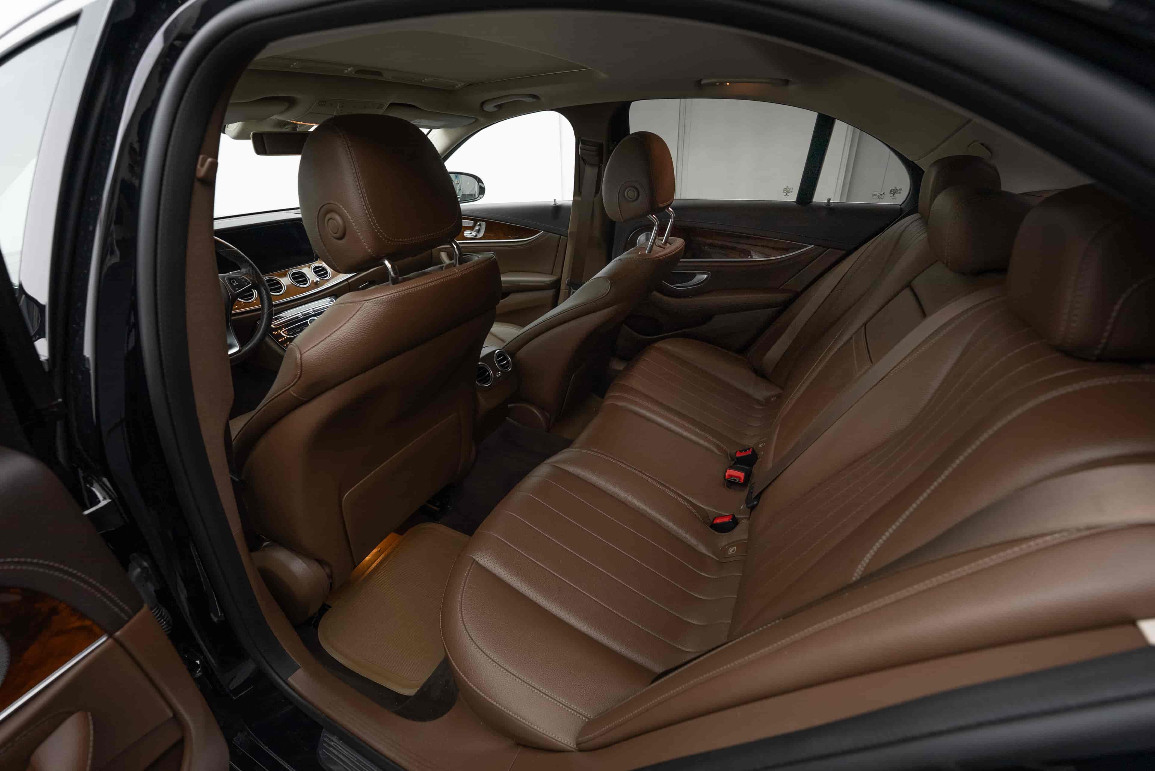 MERCEDES-BENZ E-Class - 8