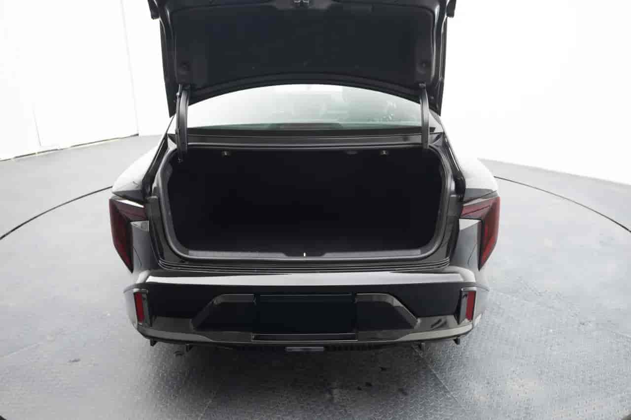 KIA K4 - 7