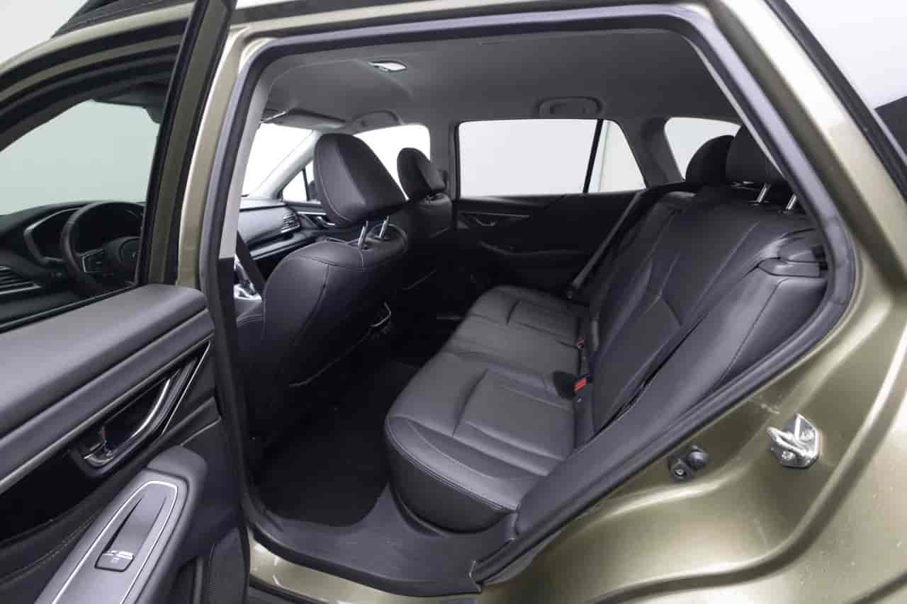 SUBARU Outback - 8