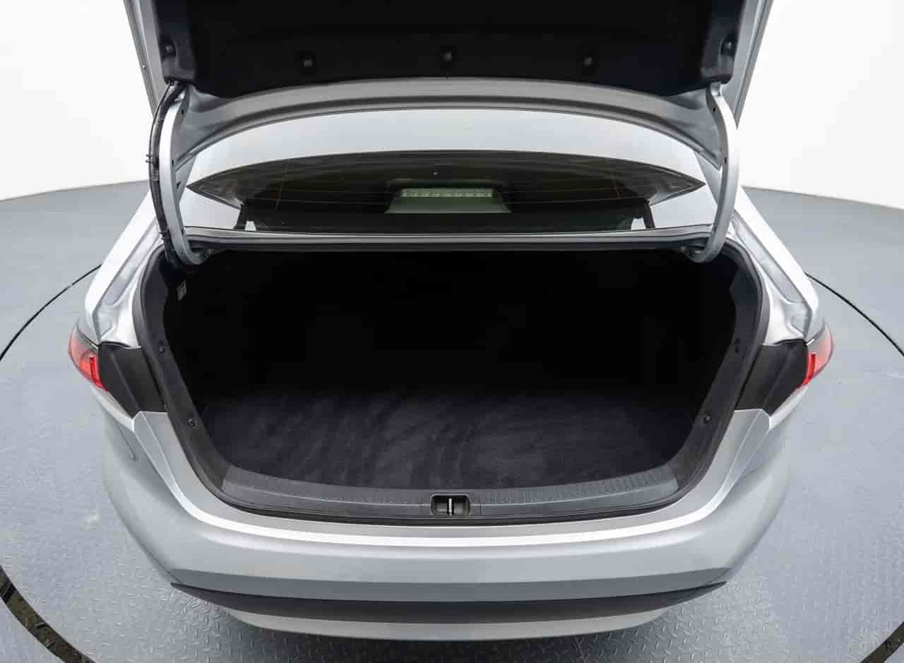 TOYOTA Corolla - 7