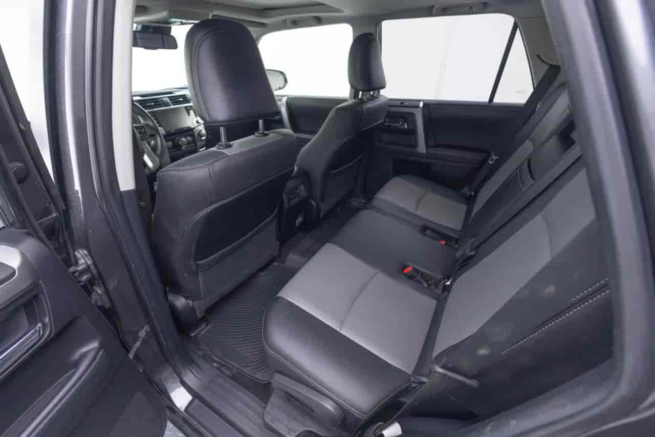 TOYOTA 4-Runner - 8