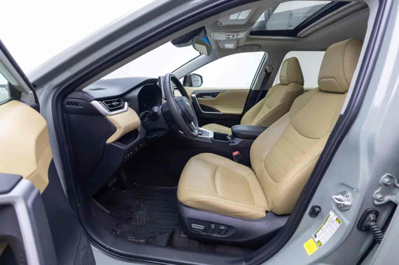 TOYOTA RAV4 - 10