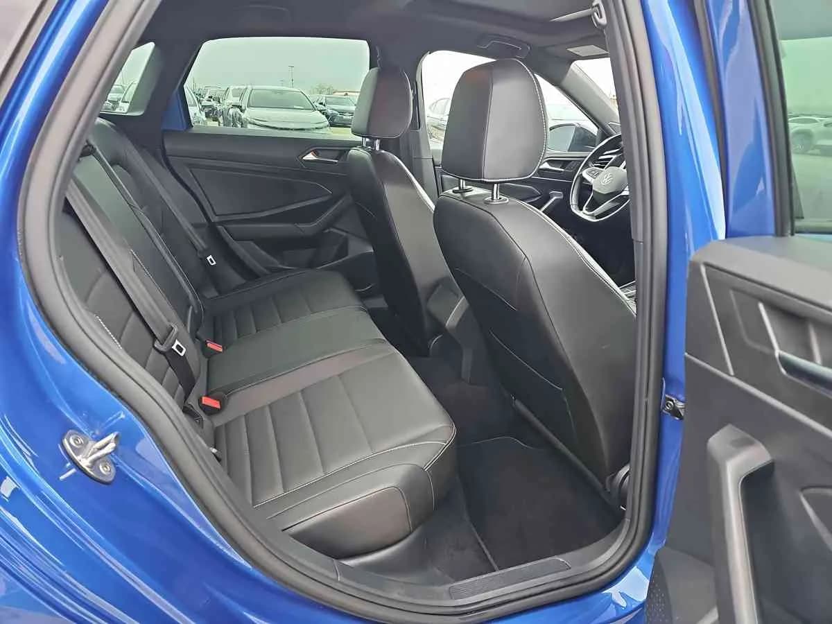 VOLKSWAGEN Jetta - 5