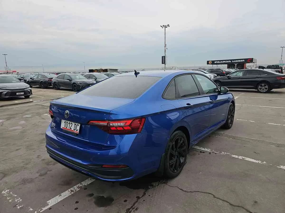 VOLKSWAGEN Jetta - 7