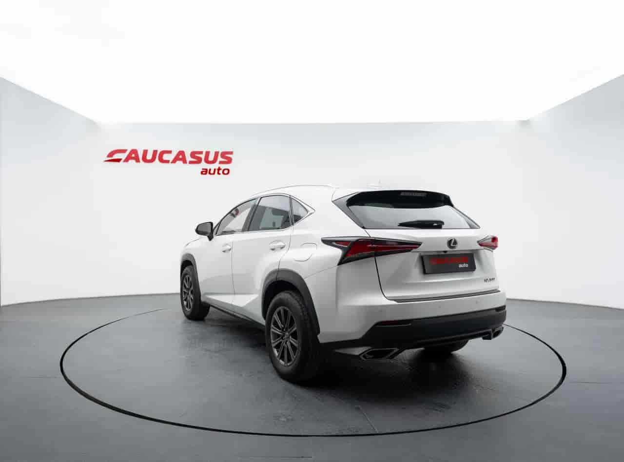 LEXUS NX 300 - 6