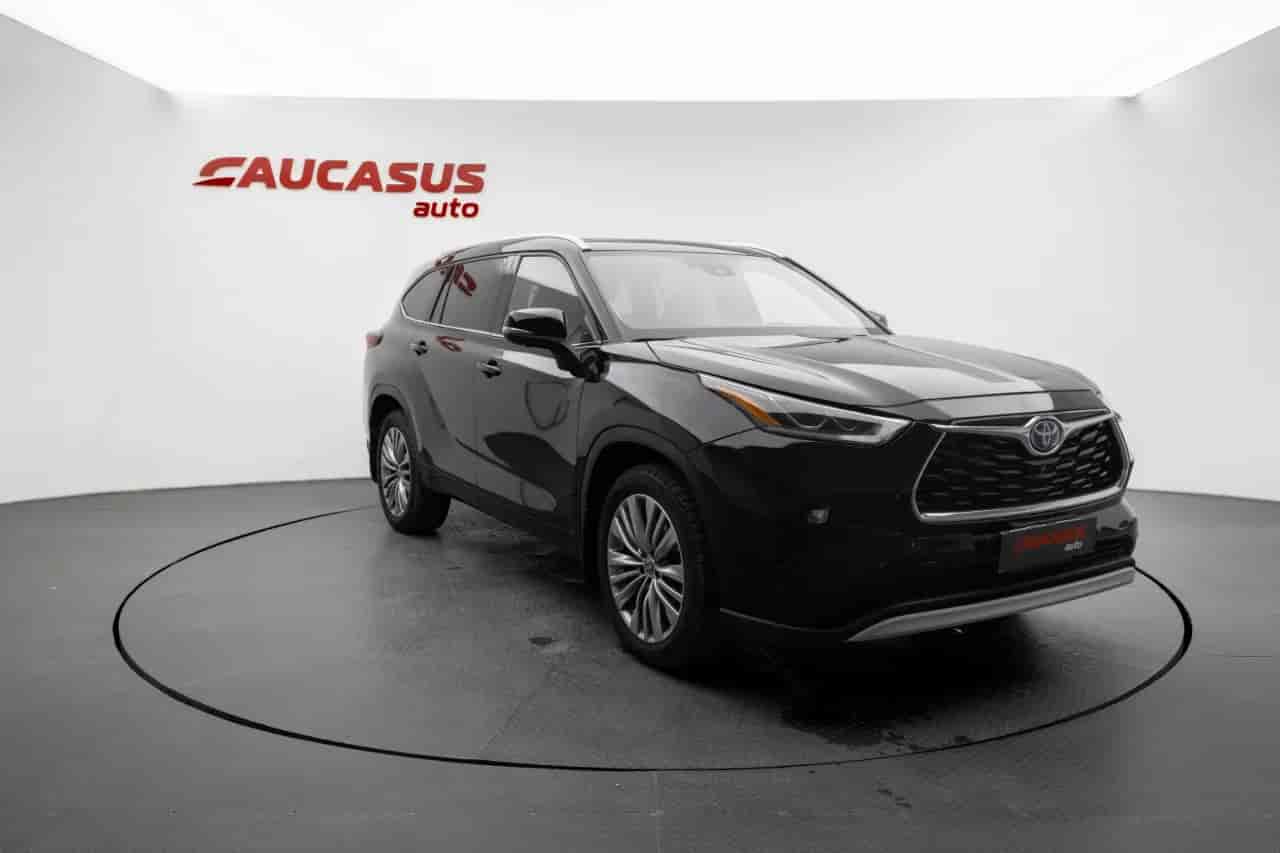 TOYOTA Highlander - 3