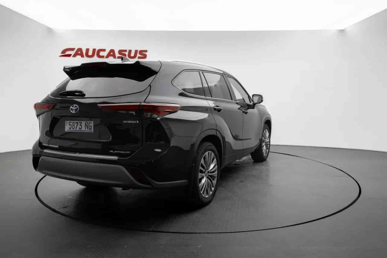 TOYOTA Highlander - 4