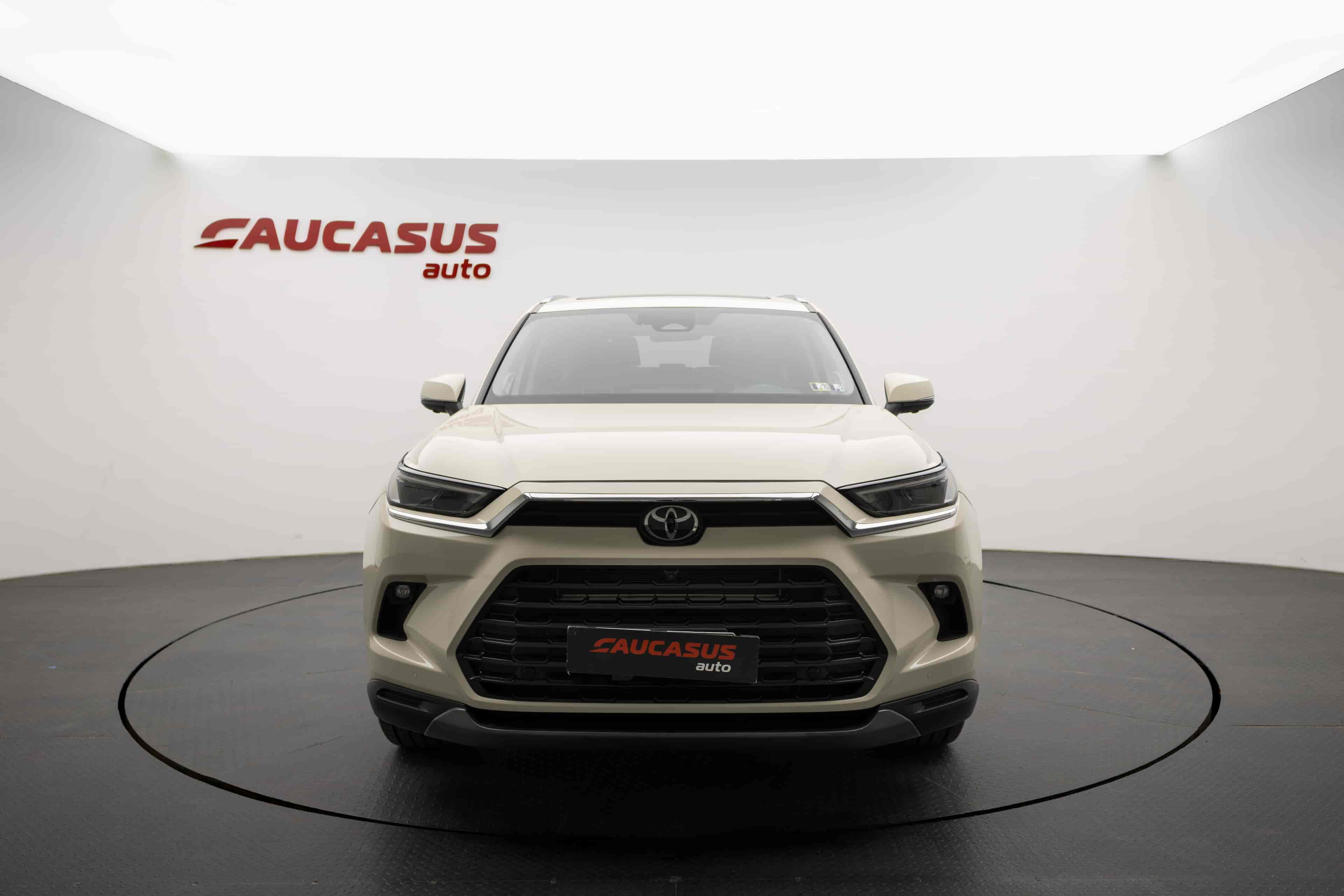 TOYOTA Grand Highlander - 2
