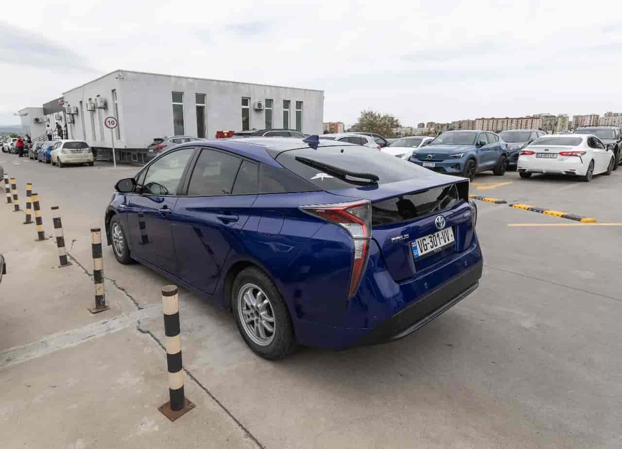 TOYOTA Prius - 6