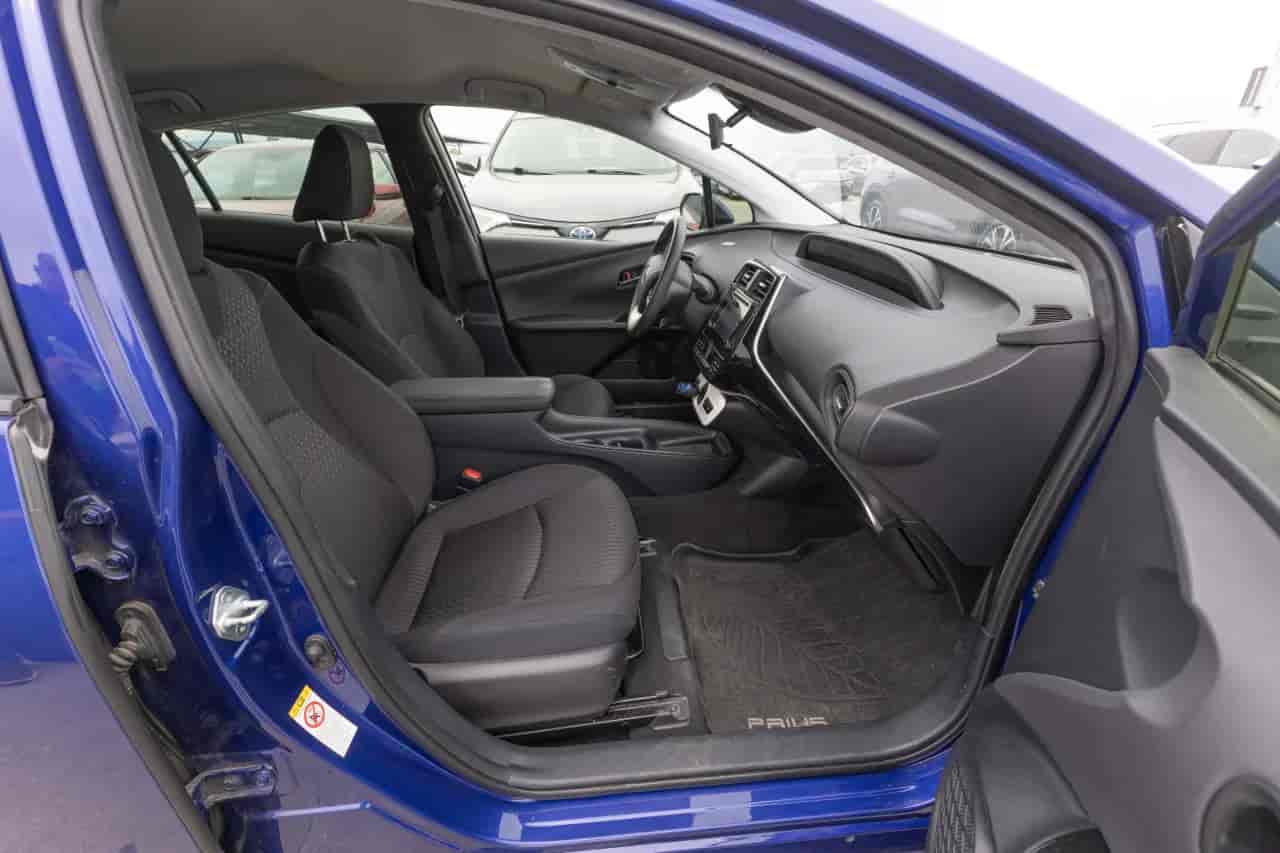 TOYOTA Prius - 10
