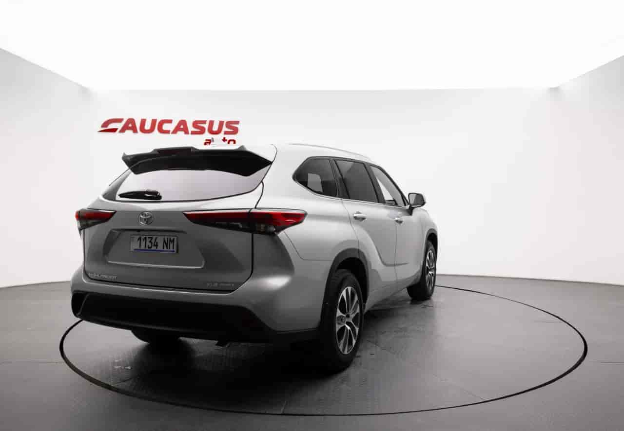 TOYOTA Highlander - 4