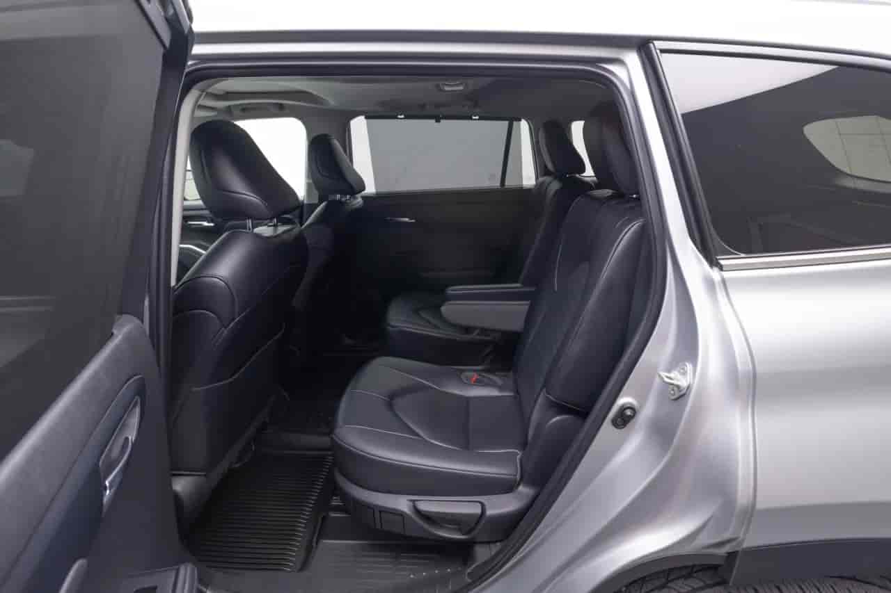 TOYOTA Highlander - 8