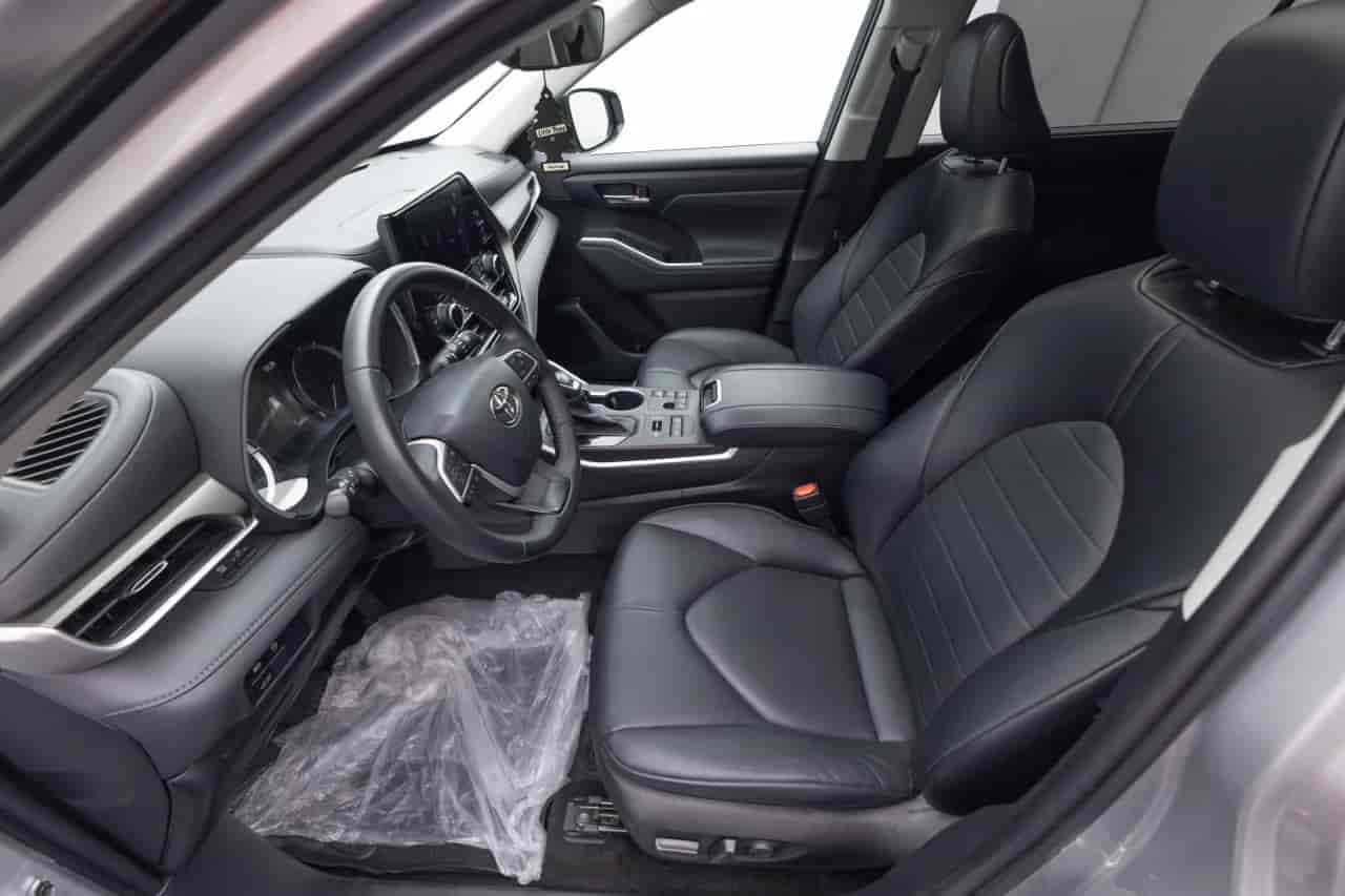 TOYOTA Highlander - 10