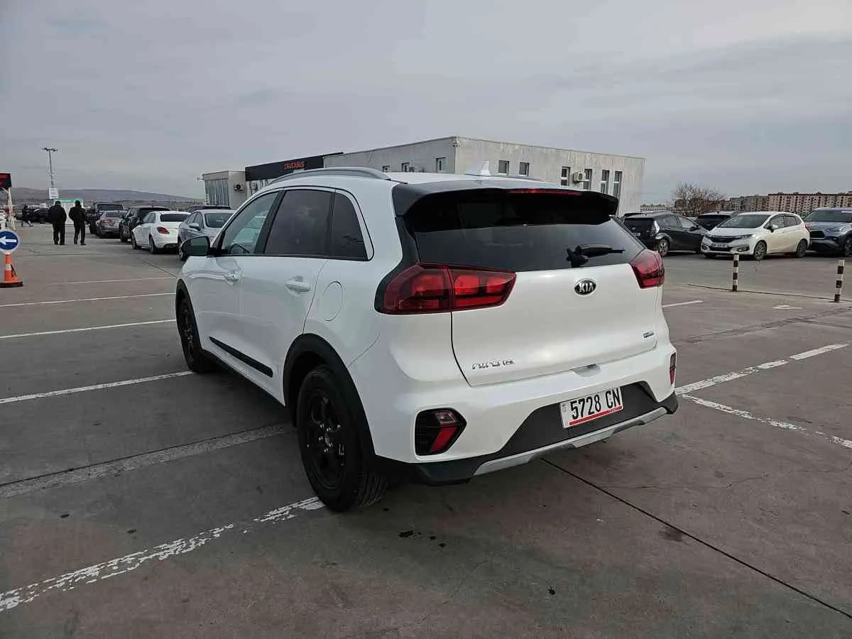 KIA Niro - 8