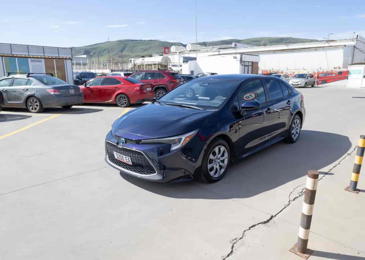 TOYOTA Corolla - 1
