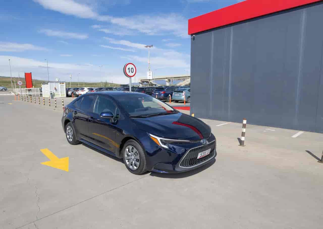 TOYOTA Corolla - 3
