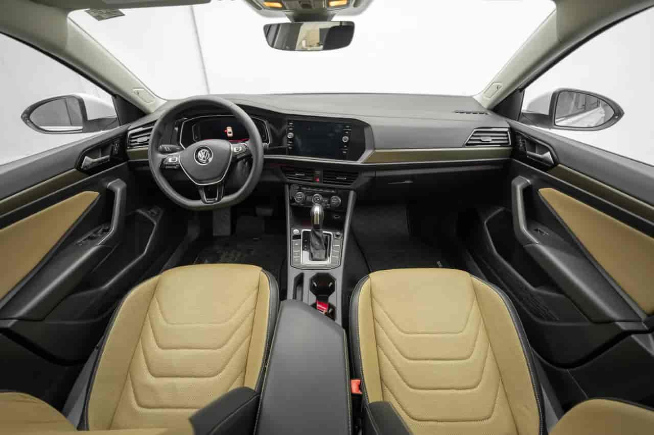 VOLKSWAGEN Jetta - 9