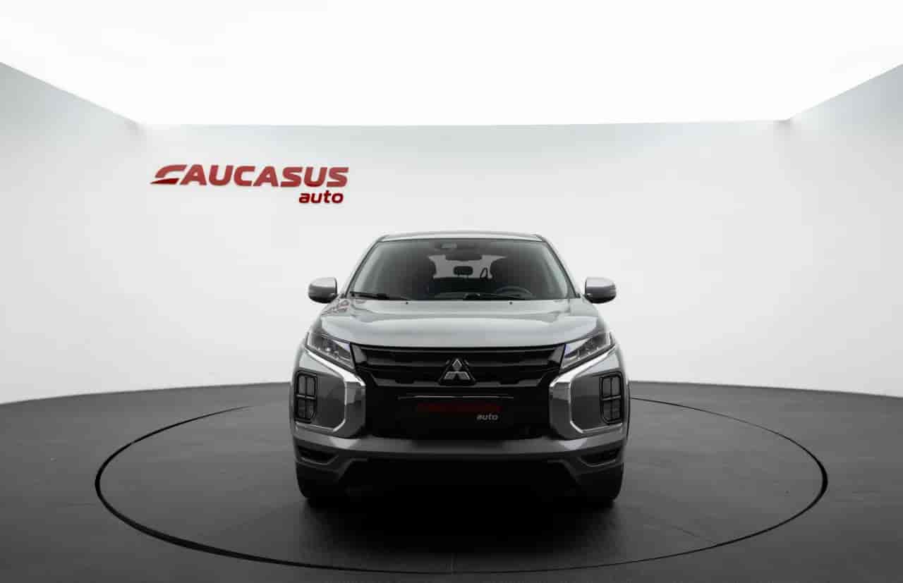 MITSUBISHI Outlander Sport - 2