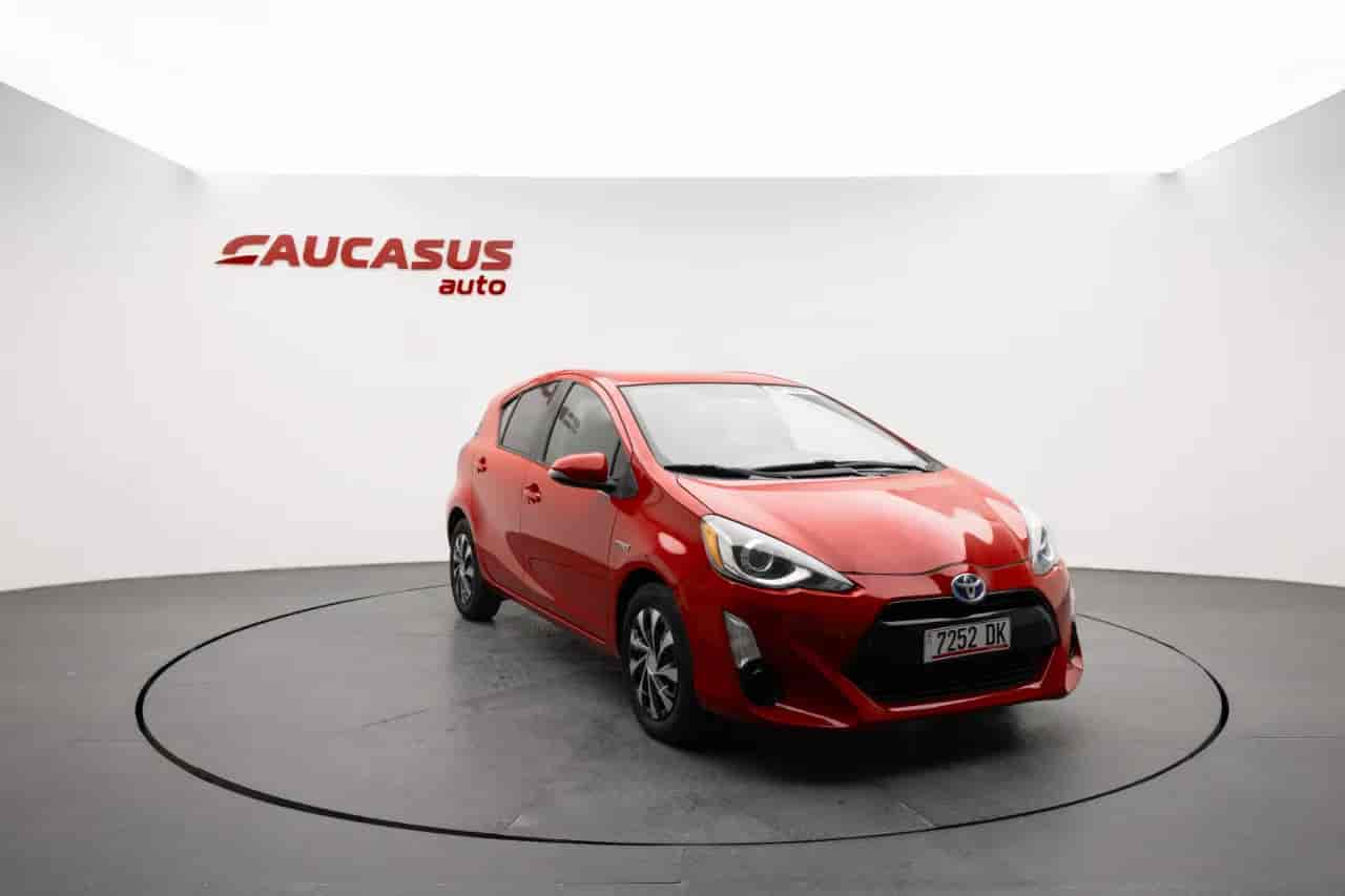 TOYOTA Prius - 3