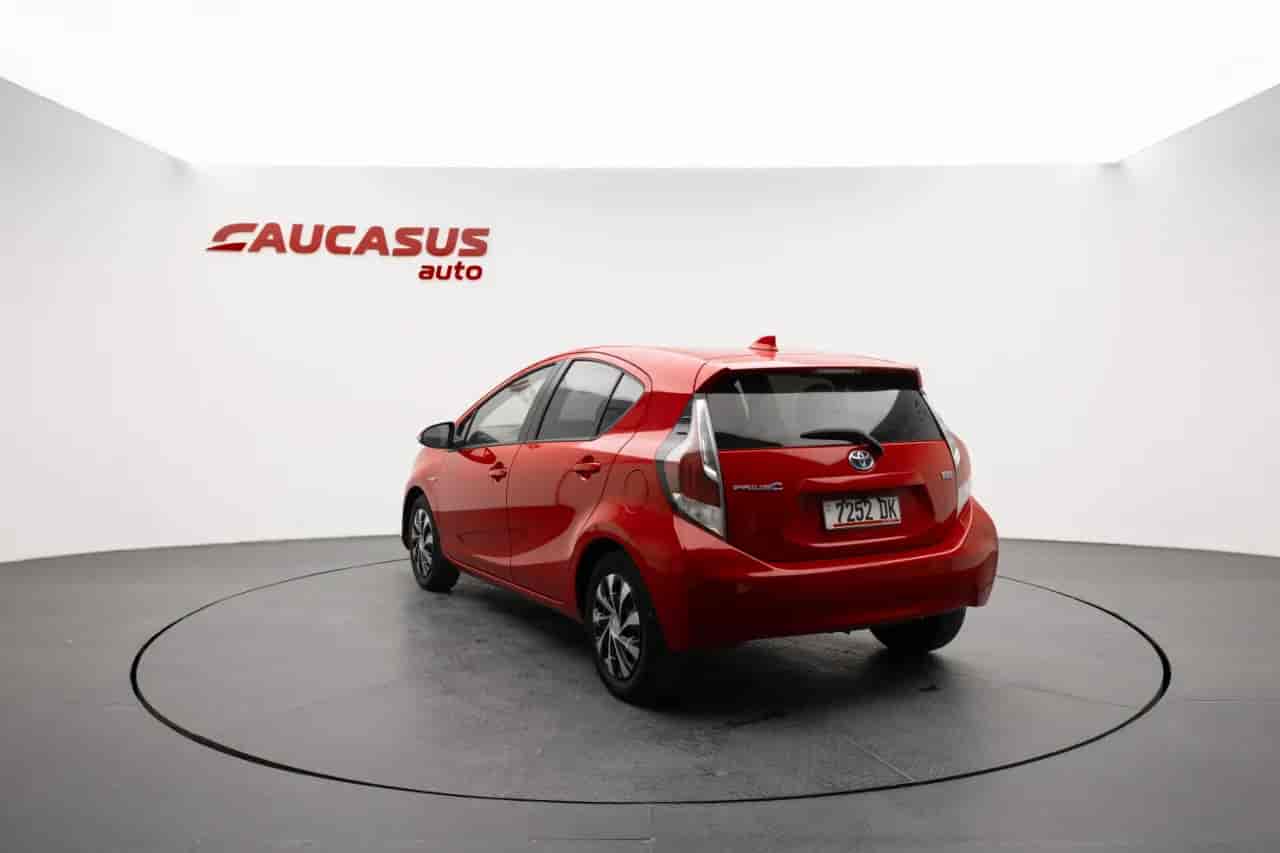 TOYOTA Prius - 6