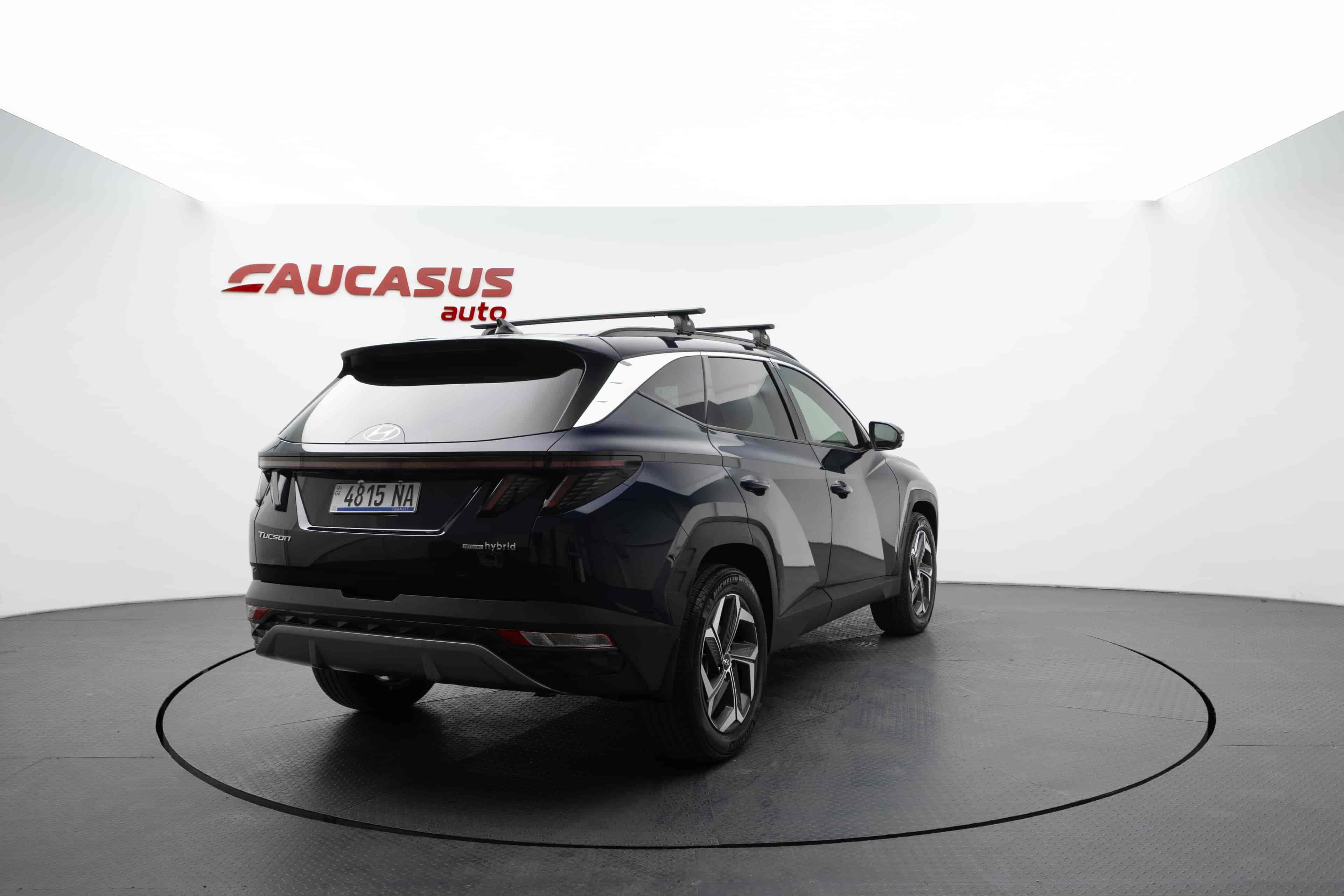 HYUNDAI Tucson - 4