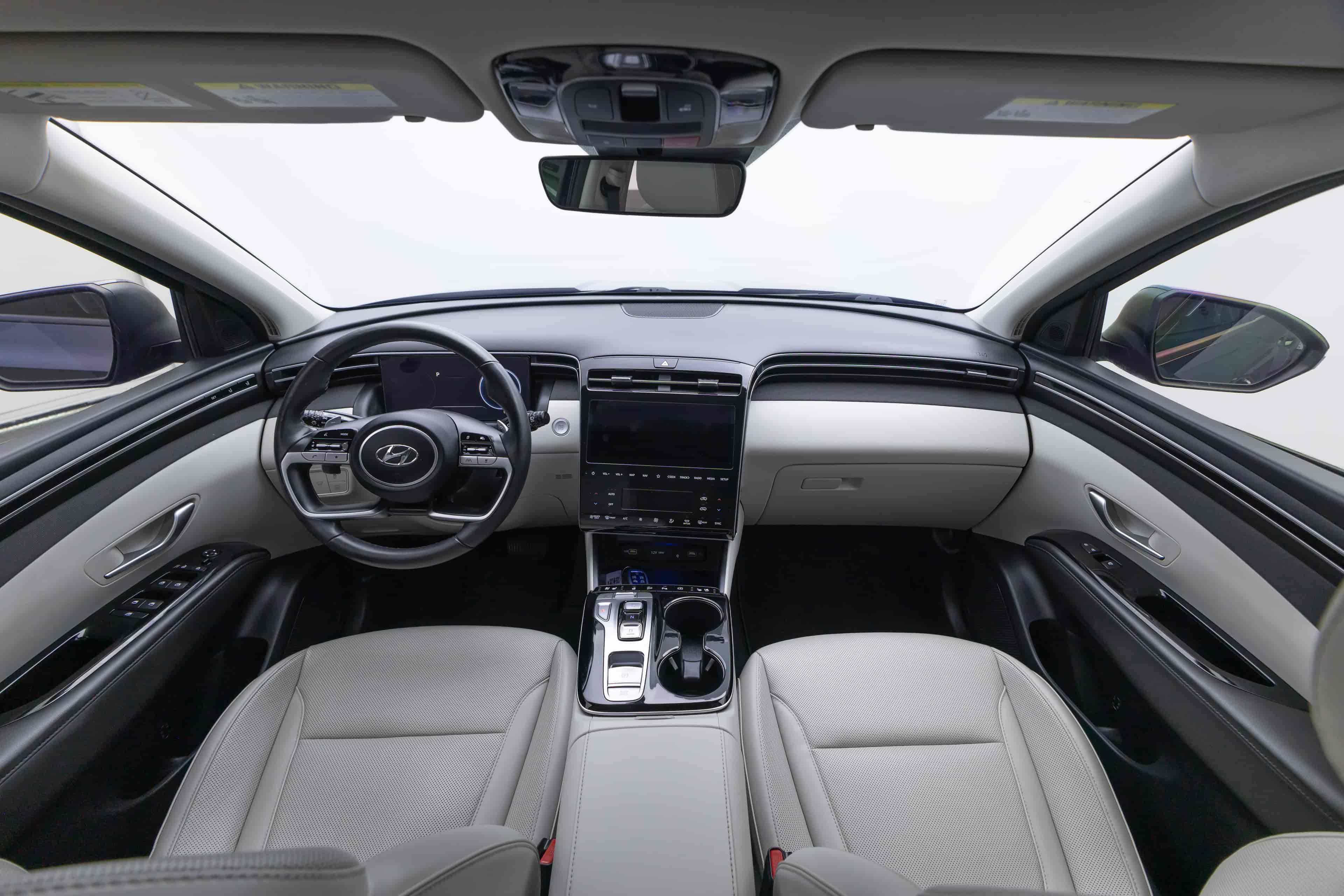 HYUNDAI Tucson - 9