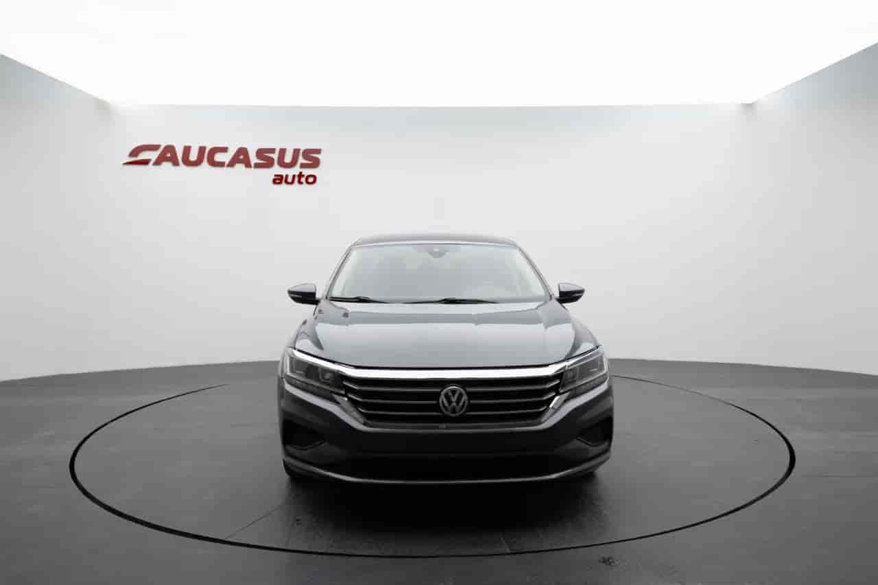 VOLKSWAGEN Passat - 3