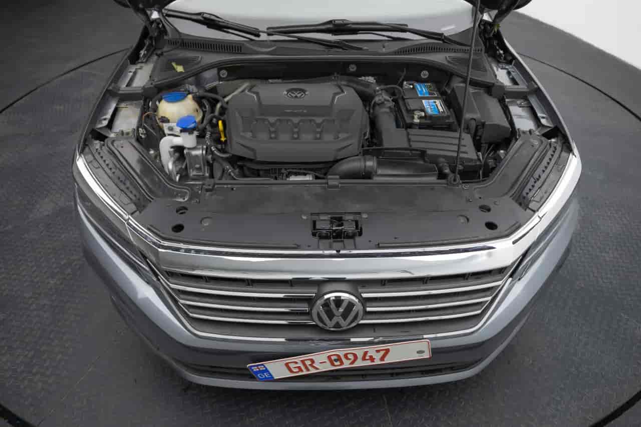 VOLKSWAGEN Passat - 10