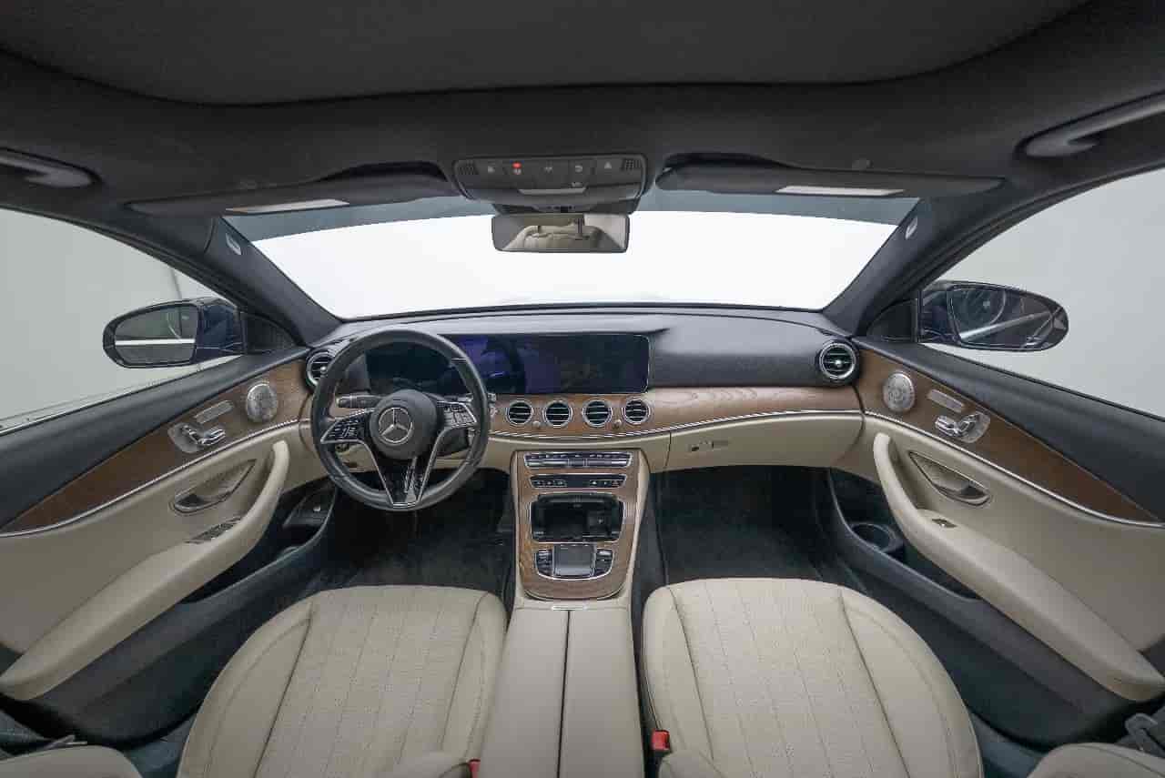 MERCEDES-BENZ E-Class - 9