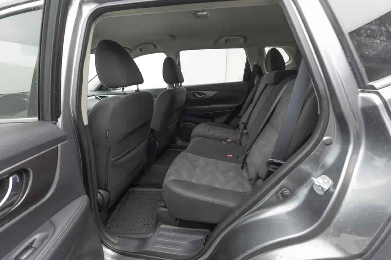 NISSAN Rogue - 8