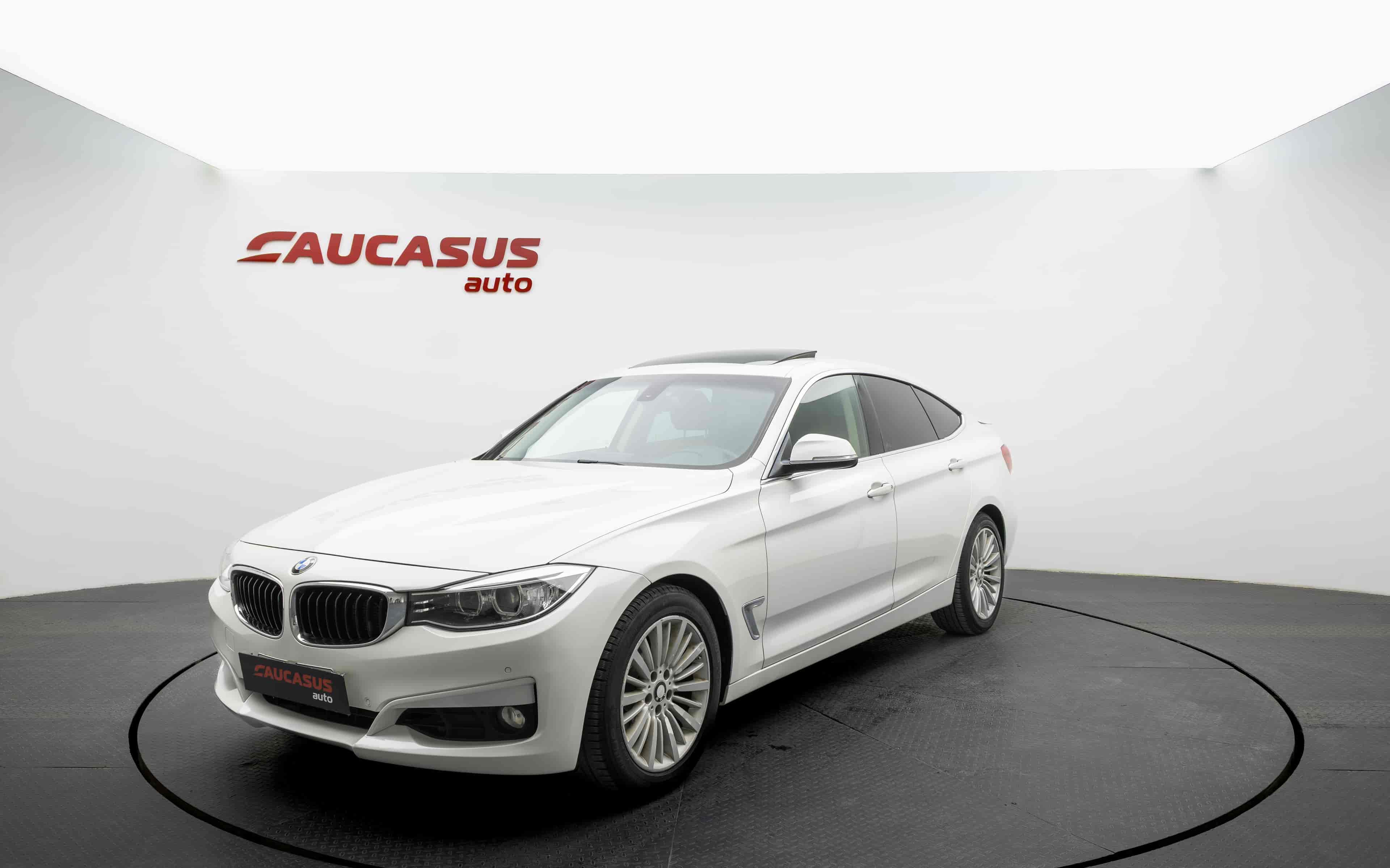 BMW 328i - 1