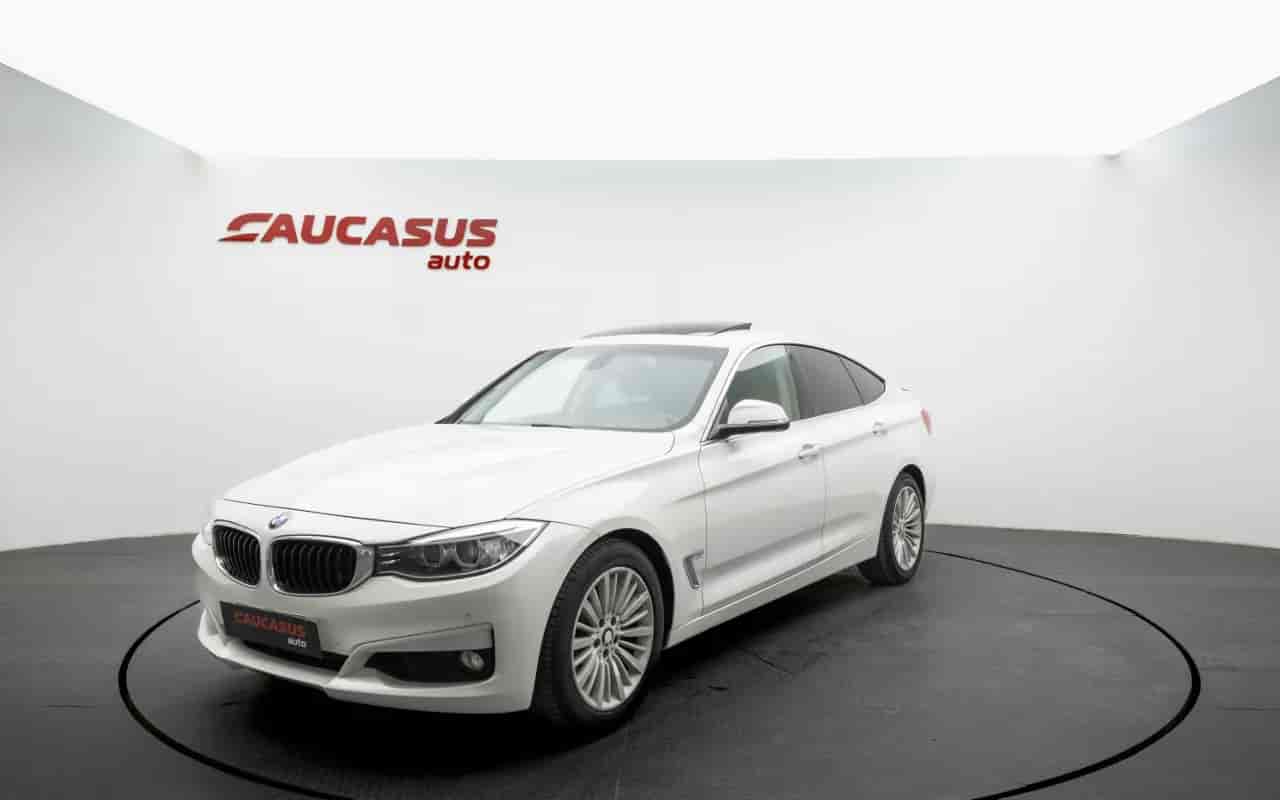 BMW 3-Series - 1
