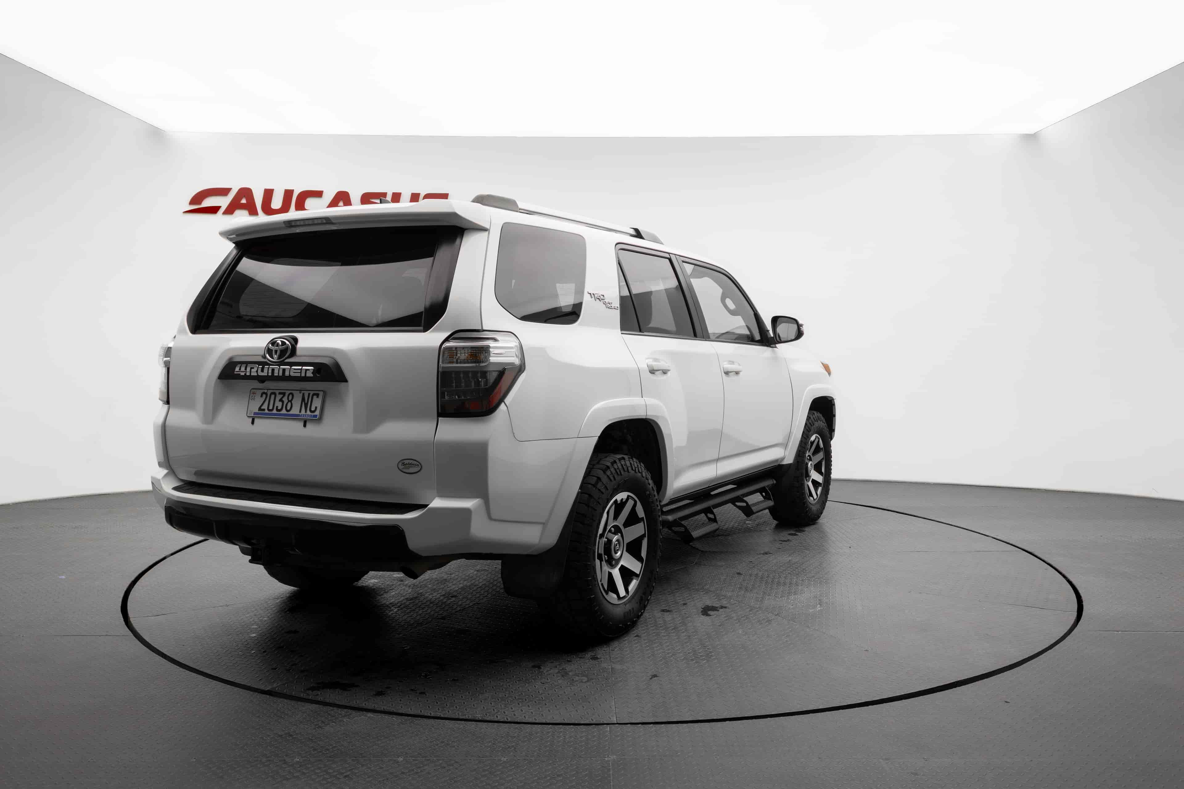 TOYOTA 4Runner - 4