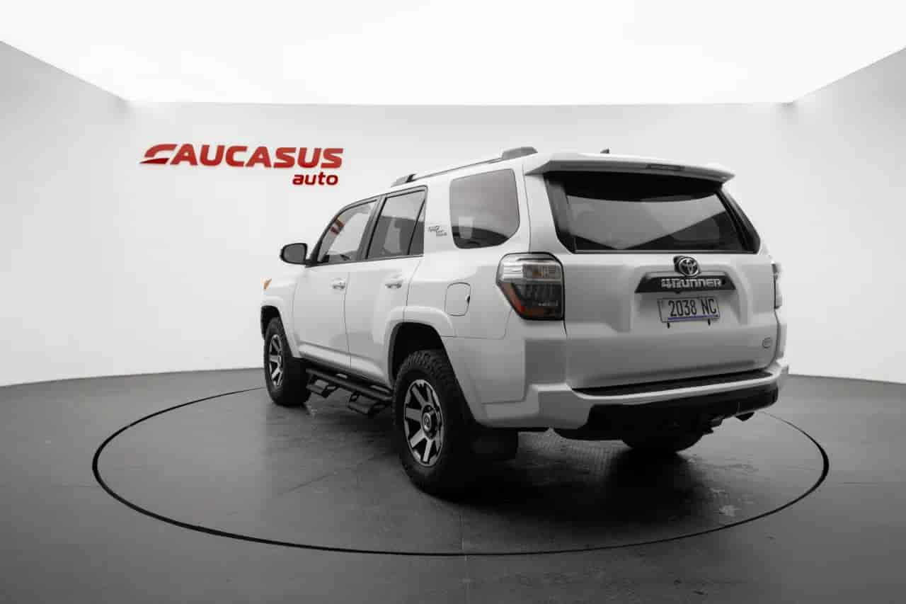 TOYOTA 4-Runner - 6