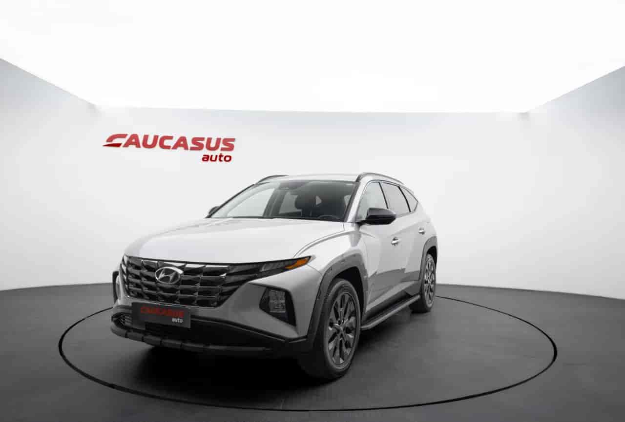 HYUNDAI Tucson - 1