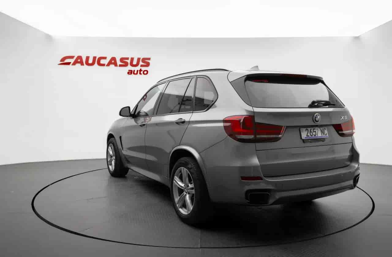 BMW X5 - 6