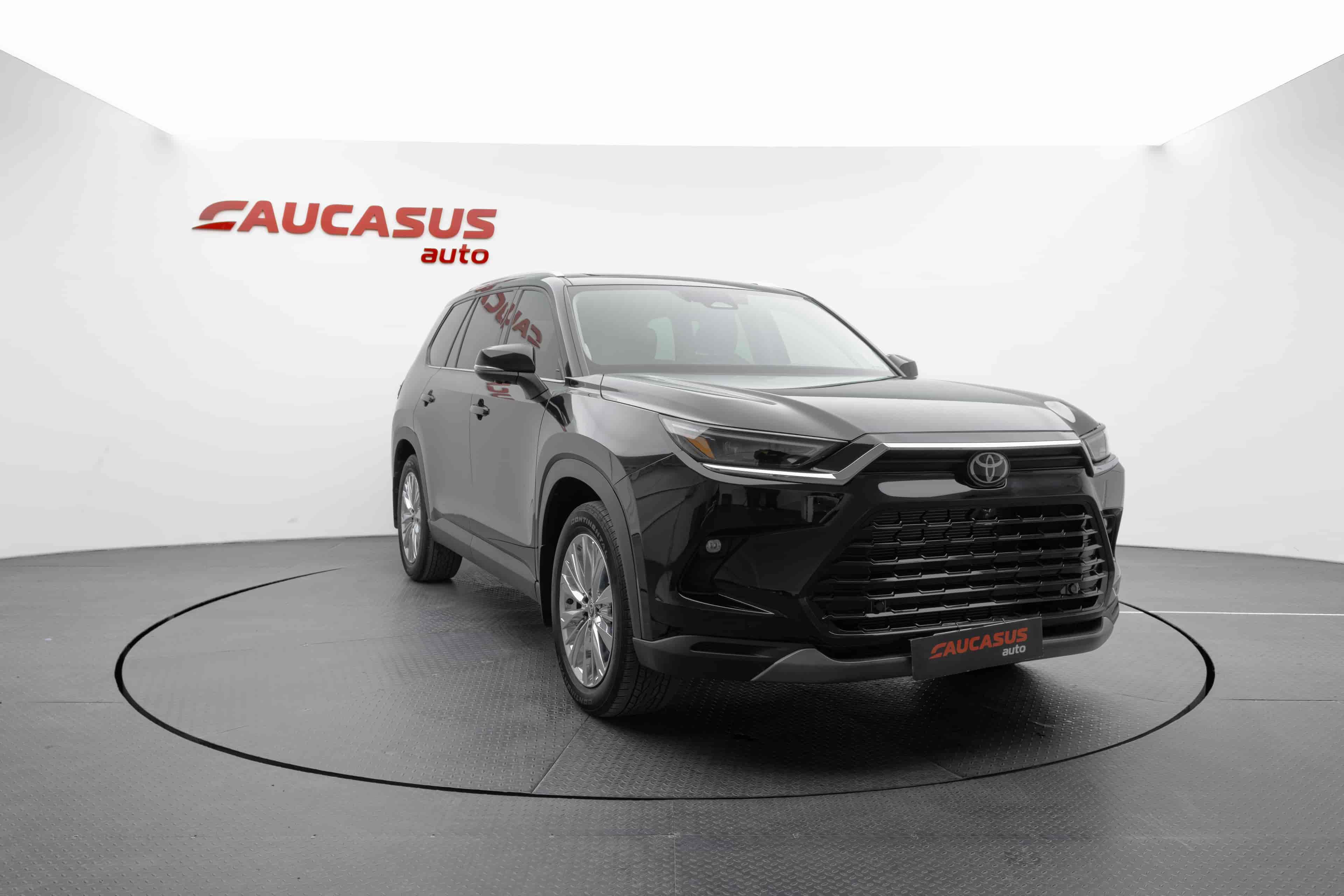 TOYOTA Grand Highlander - 3
