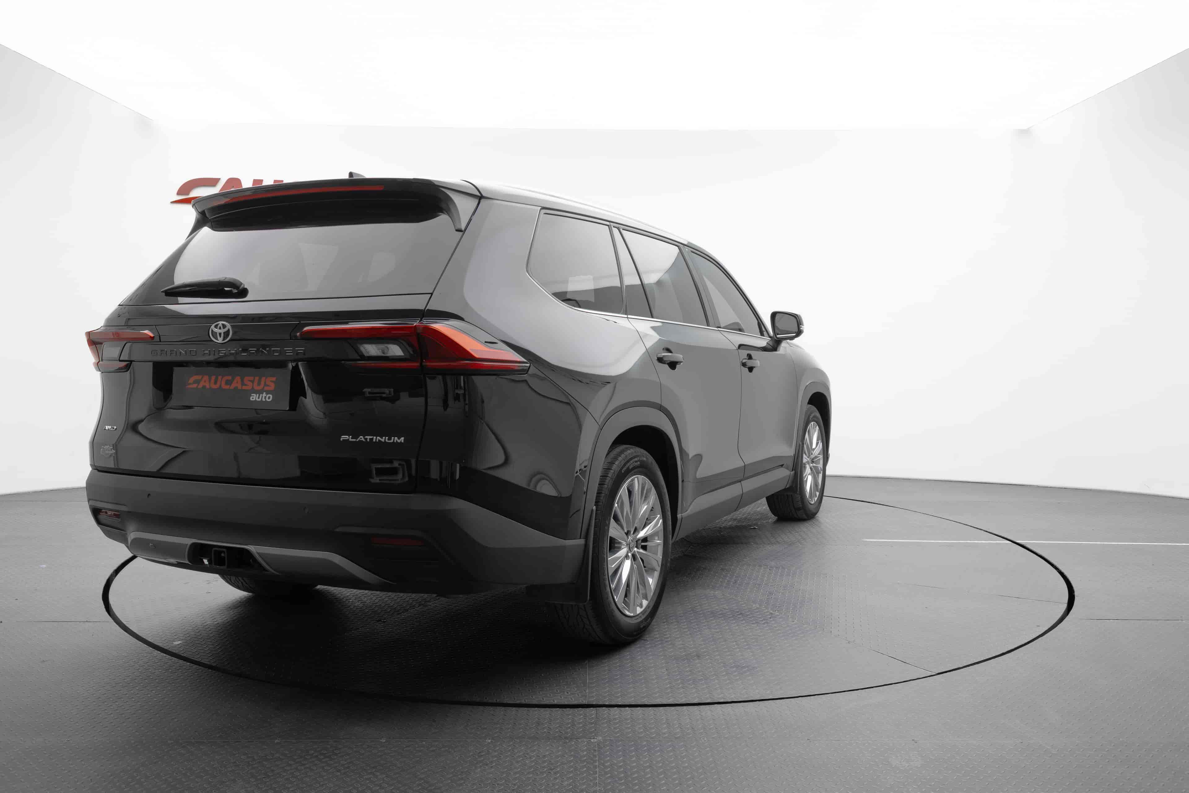 TOYOTA Grand Highlander - 5