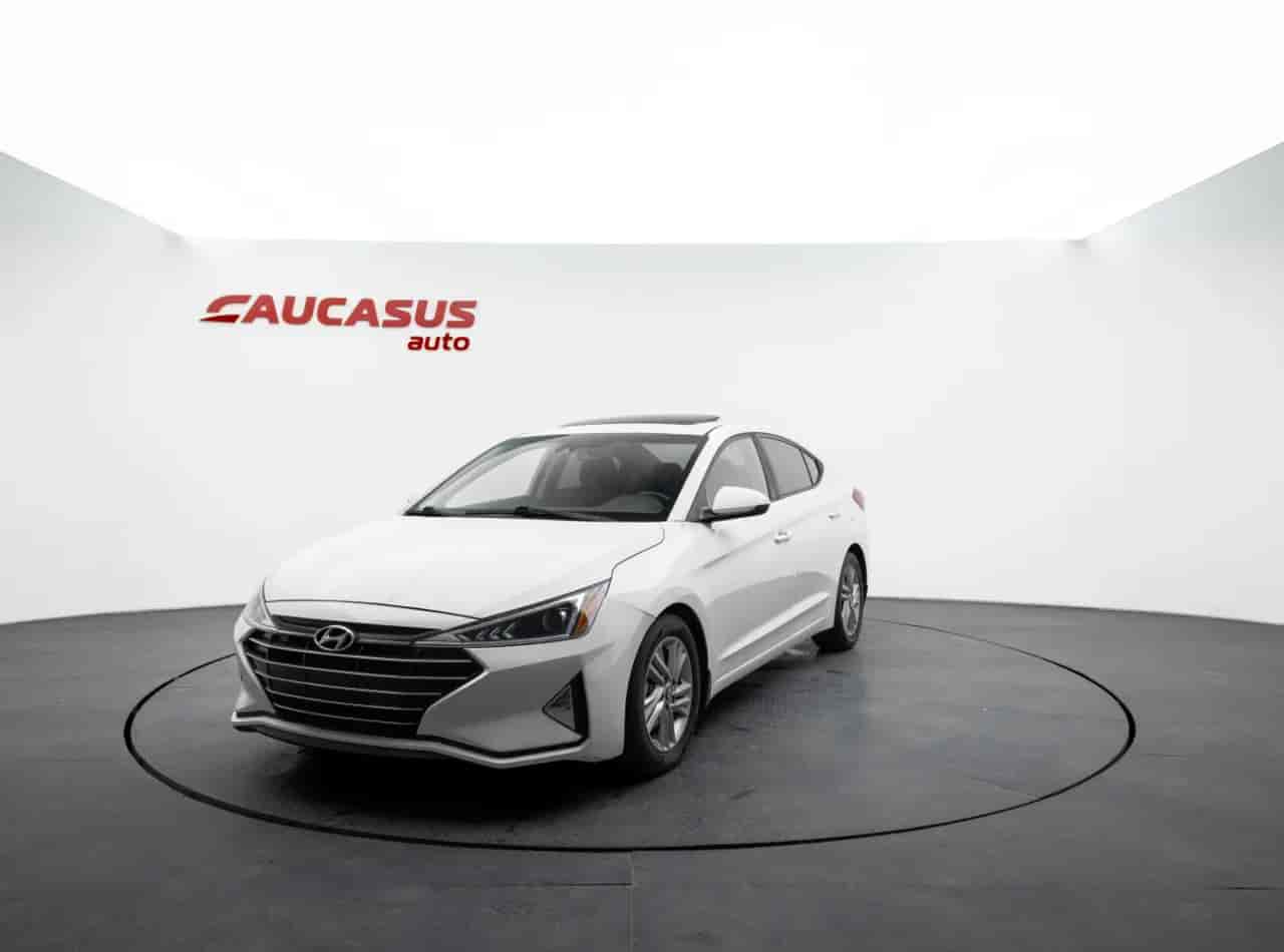 HYUNDAI Elantra - 1