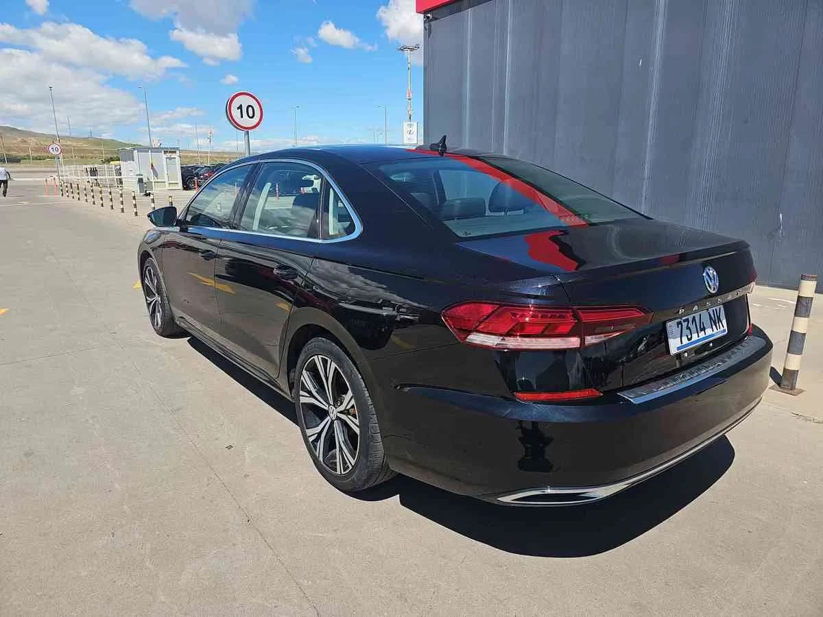 VOLKSWAGEN Passat - 6
