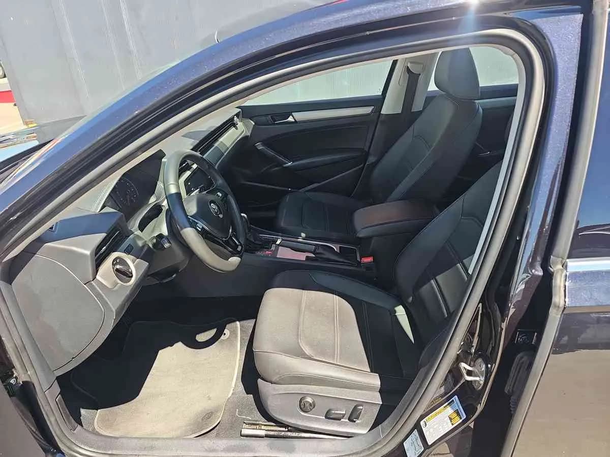 VOLKSWAGEN Passat - 9