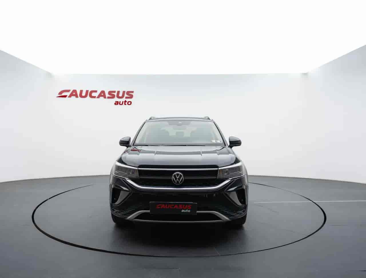 VOLKSWAGEN Taos - 2