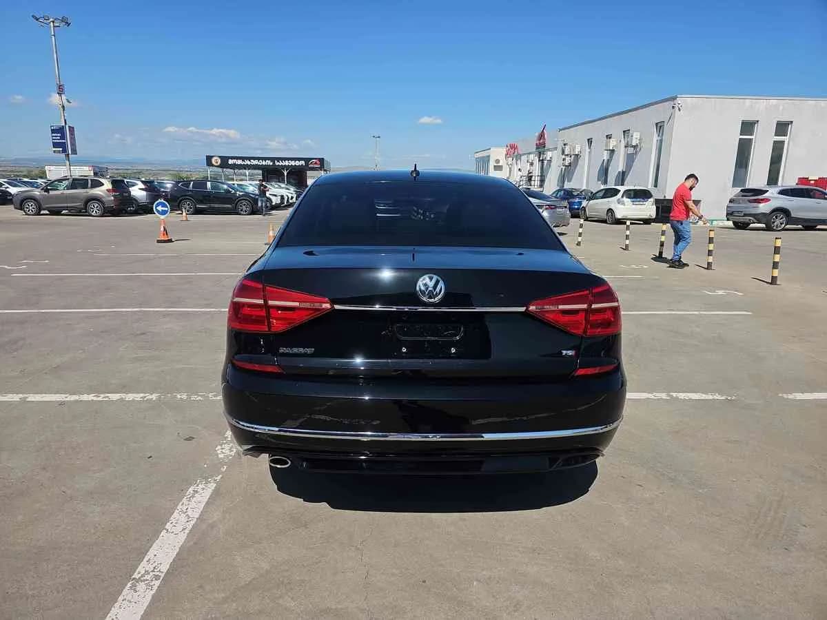 VOLKSWAGEN Passat - 5