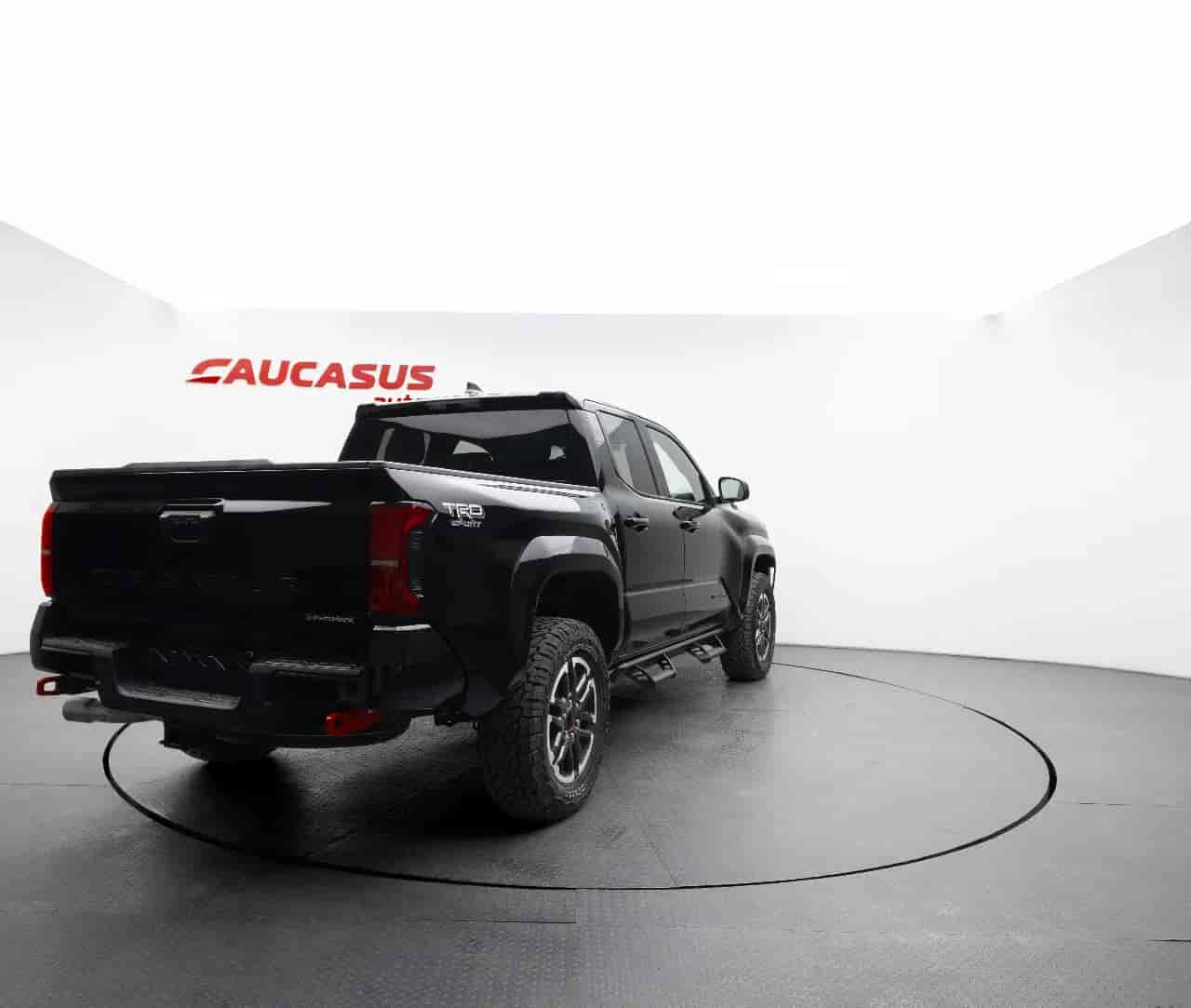 TOYOTA Tacoma - 4